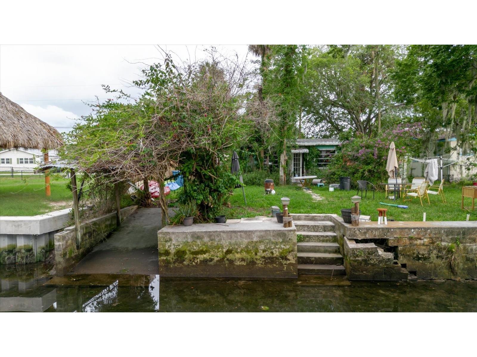 5323 Circle Drive Weeki Wachee FL 34607 TB8513205 image1