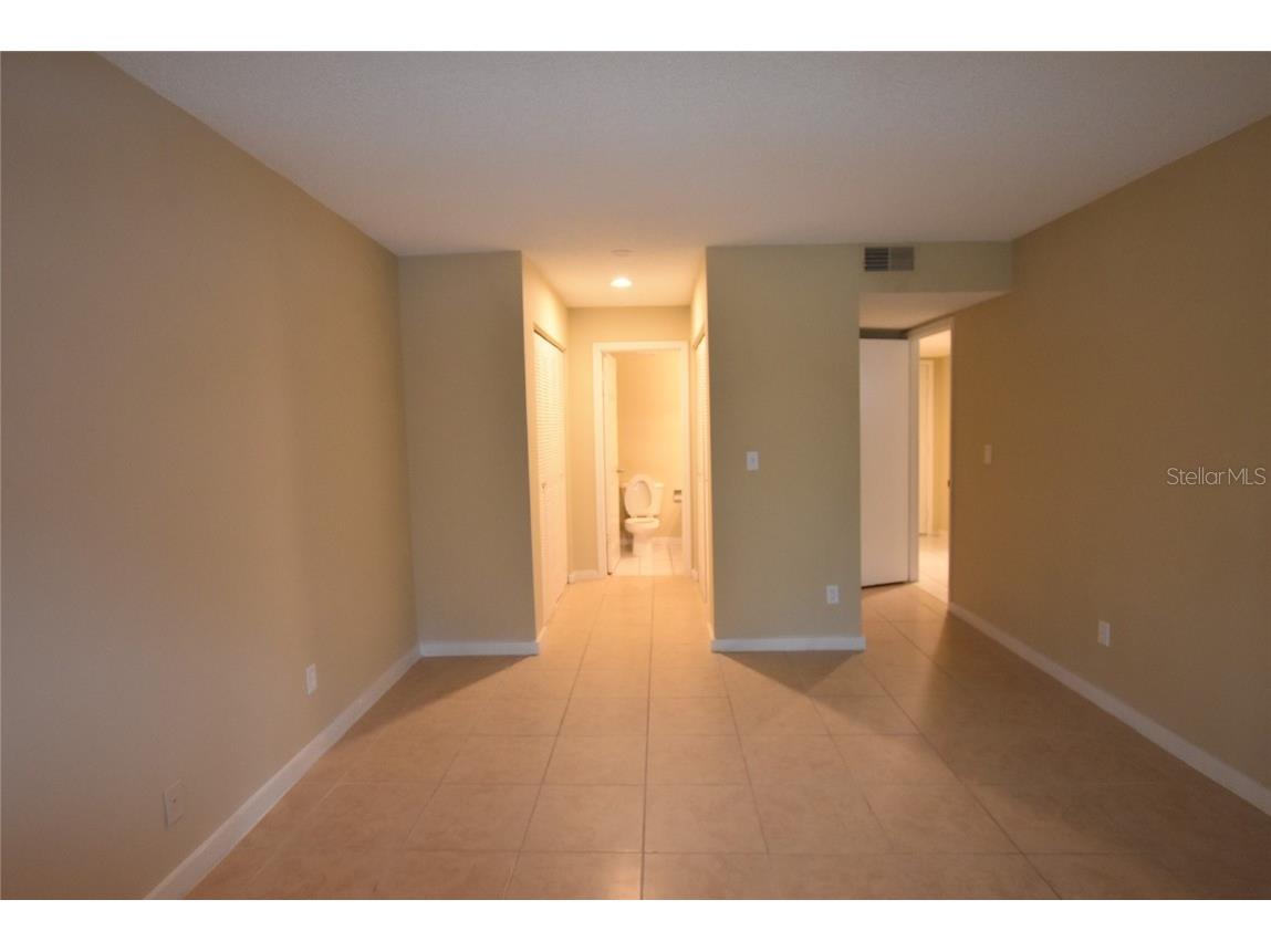 5323 Indian Creek Drive #D Orlando FL 32811 O6342908 image15