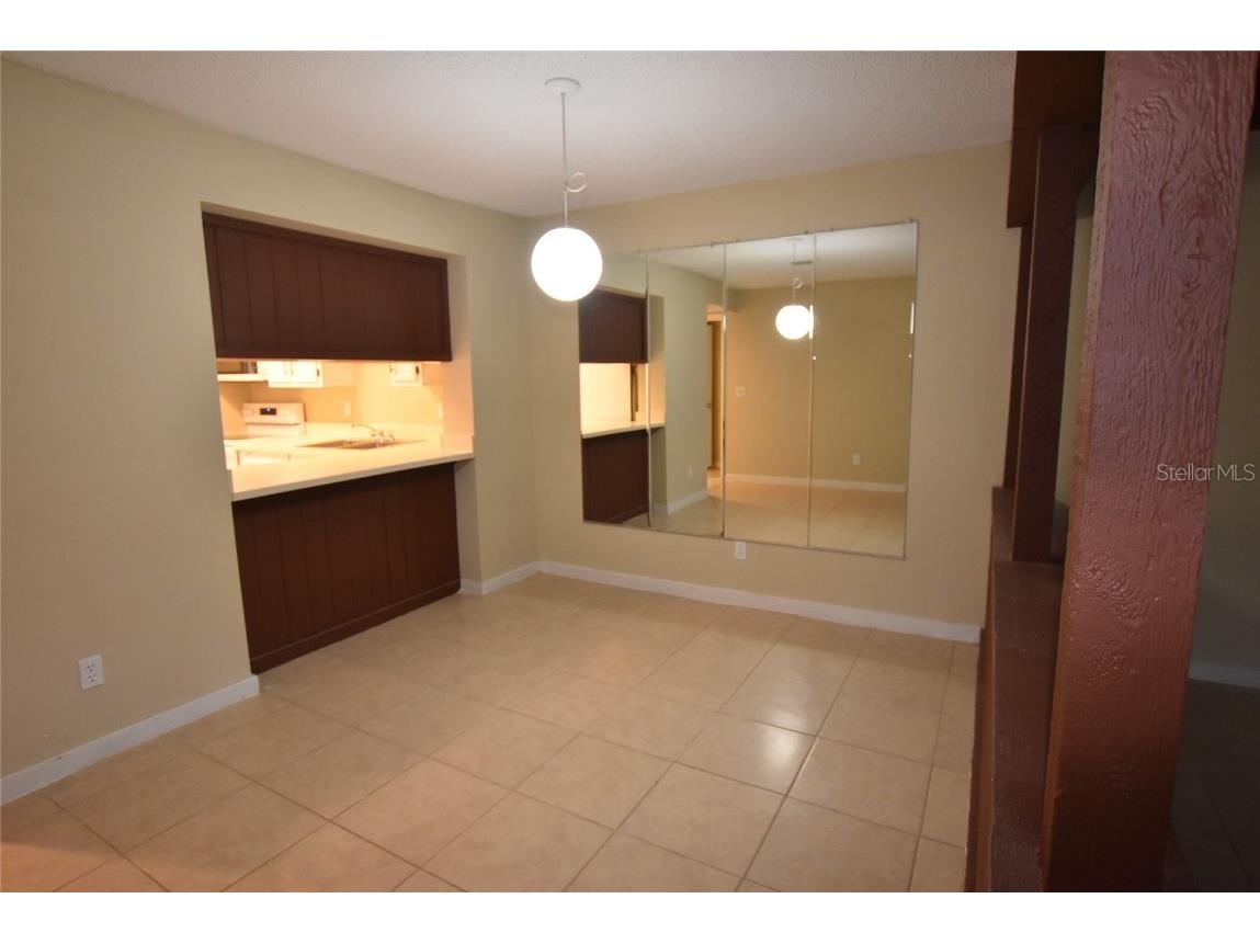 5323 Indian Creek Drive #D Orlando FL 32811 O6342908 image7