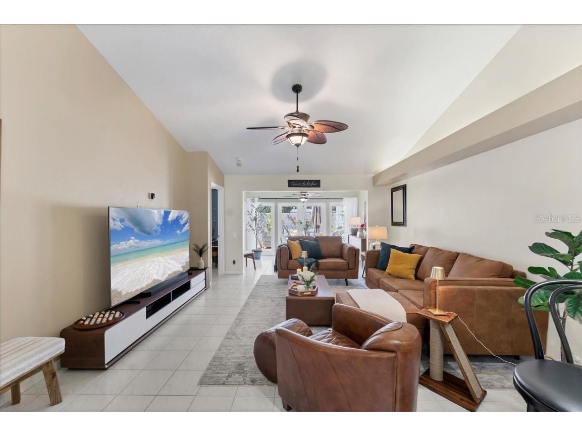 5323 Kelly Drive #3 Sarasota FL 34233 A4660445 image15