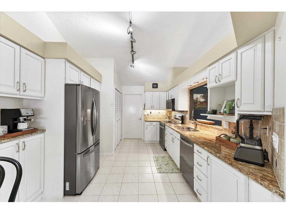 5323 Kelly Drive #3 Sarasota FL 34233 A4660445 image19