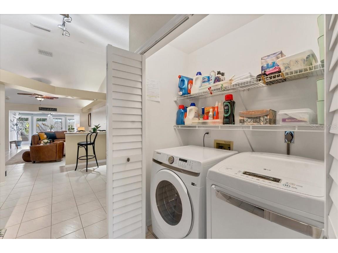 5323 Kelly Drive #3 Sarasota FL 34233 A4660445 image35