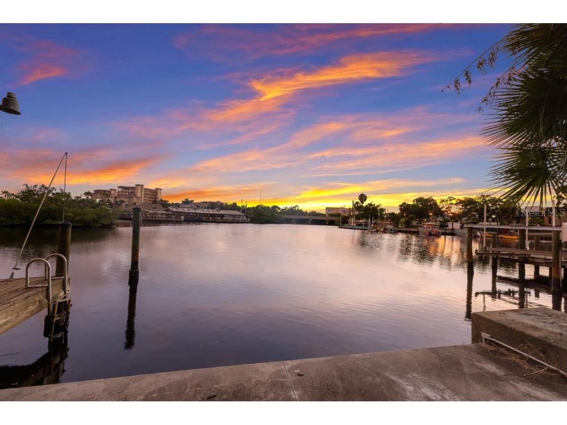 5324 Carmilfra Drive Sarasota FL 34231 A4617801 image1