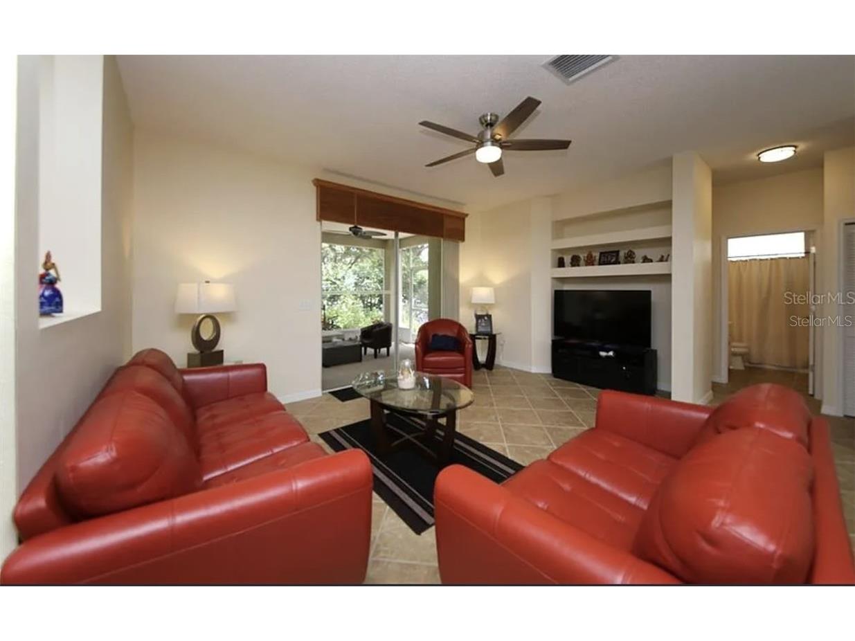 5324 Cottonwood Tree Circle Valrico FL 33596 TB8446562 image9