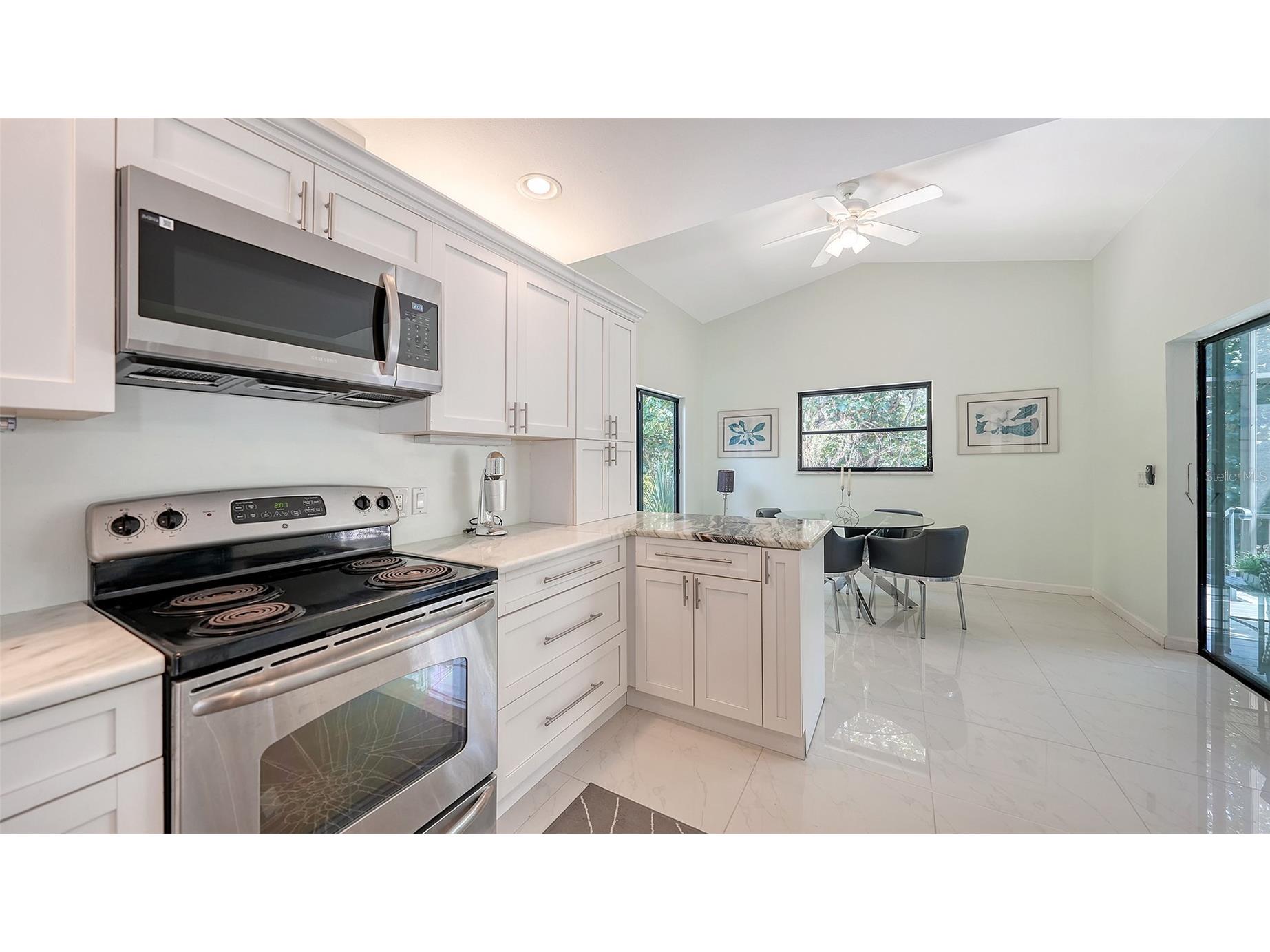 5324 Siesta Court Sarasota FL 34242 A4682581 image11