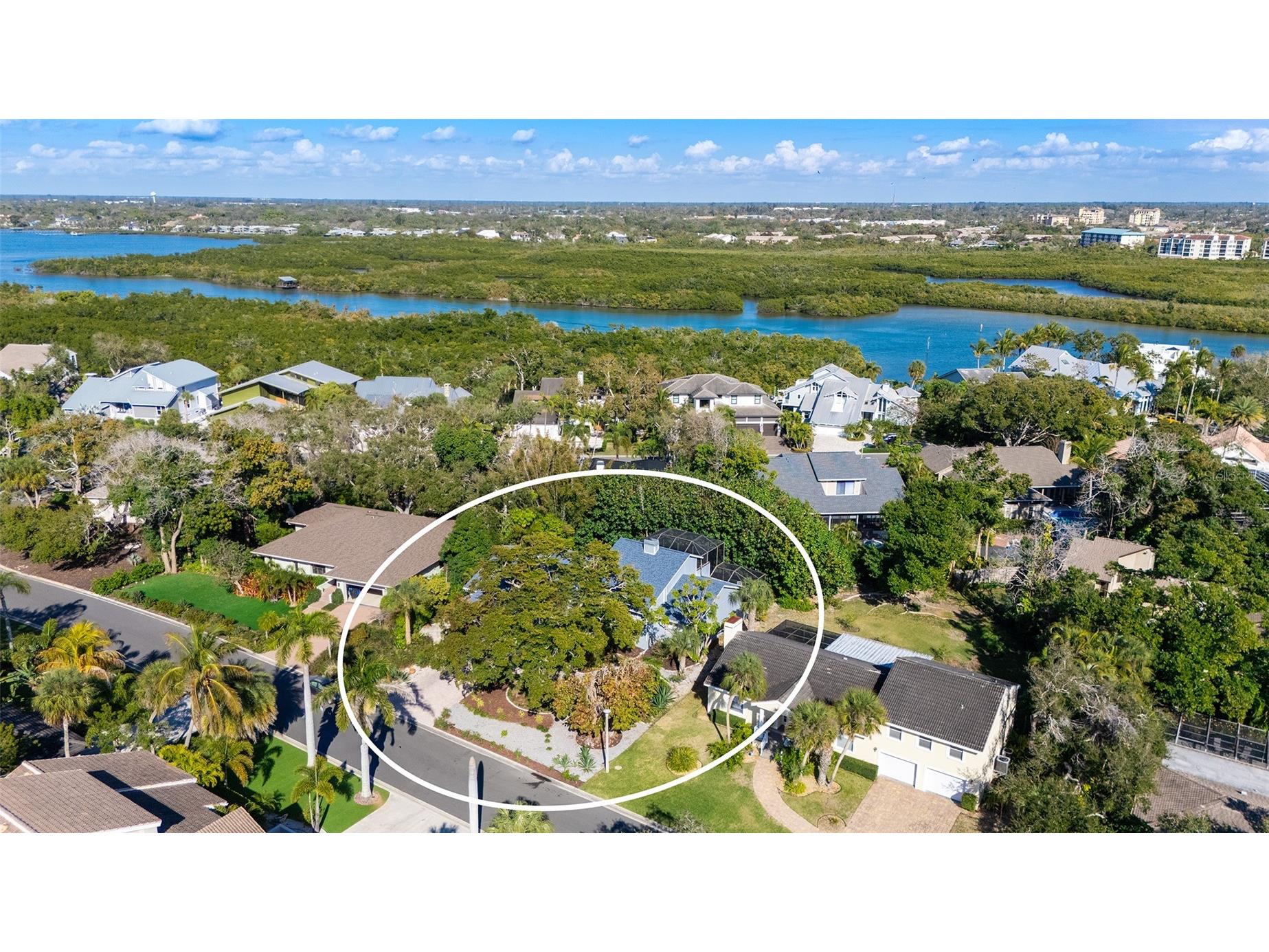 5324 Siesta Court Sarasota FL 34242 A4682581 image3