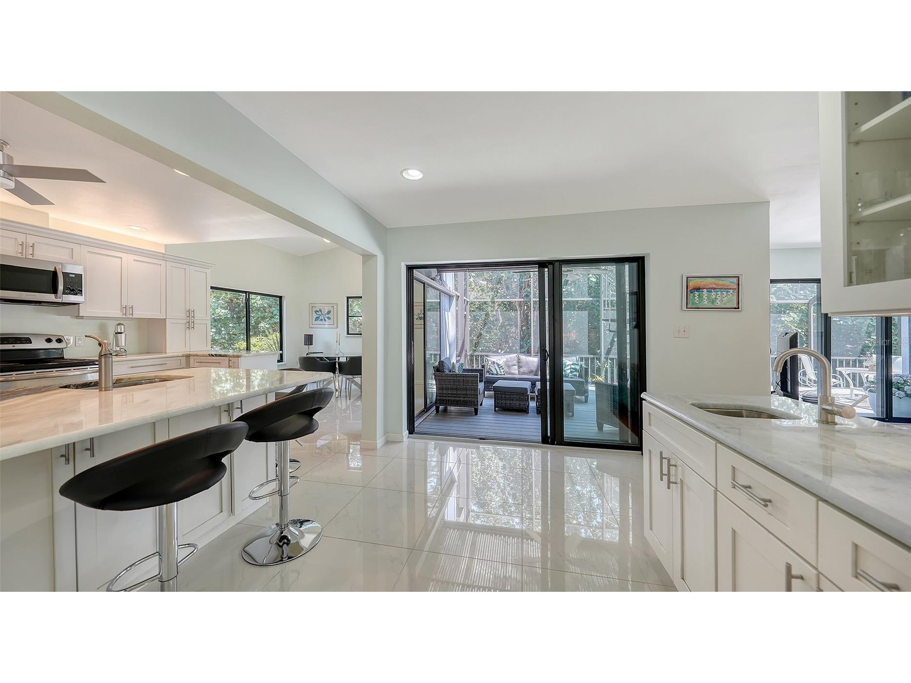 5324 Siesta Court Sarasota FL 34242 A4682581 image7