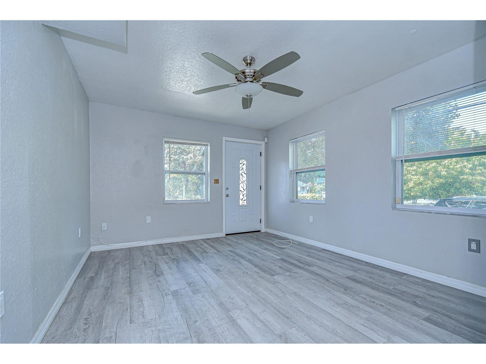 5325 8th Avenue S Gulfport FL 33707 TB8513648 image17