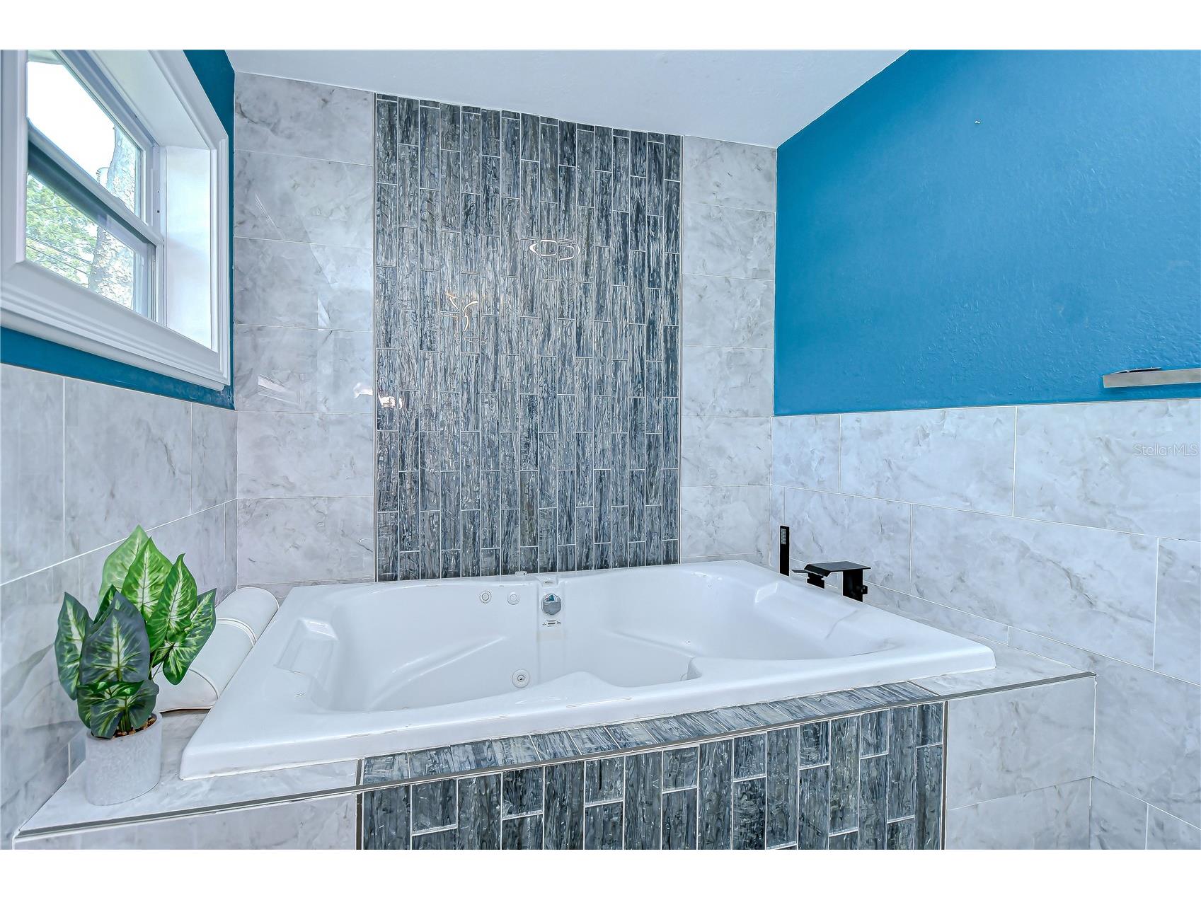 5325 8th Avenue S Gulfport FL 33707 TB8513648 image23