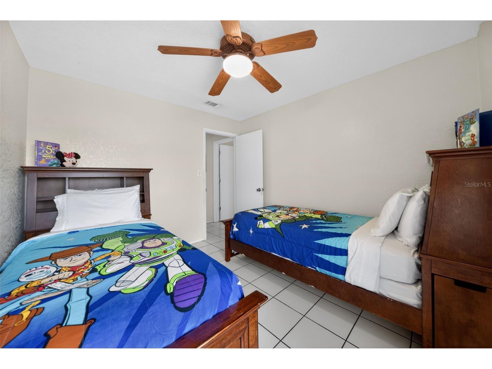 5325 Barefoot Path Kissimmee FL 34746 O6407384 image17
