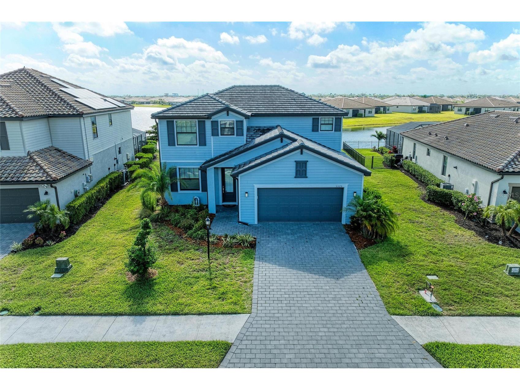 5325 Coral Reef Way Bradenton FL 34211 A4693418 image1