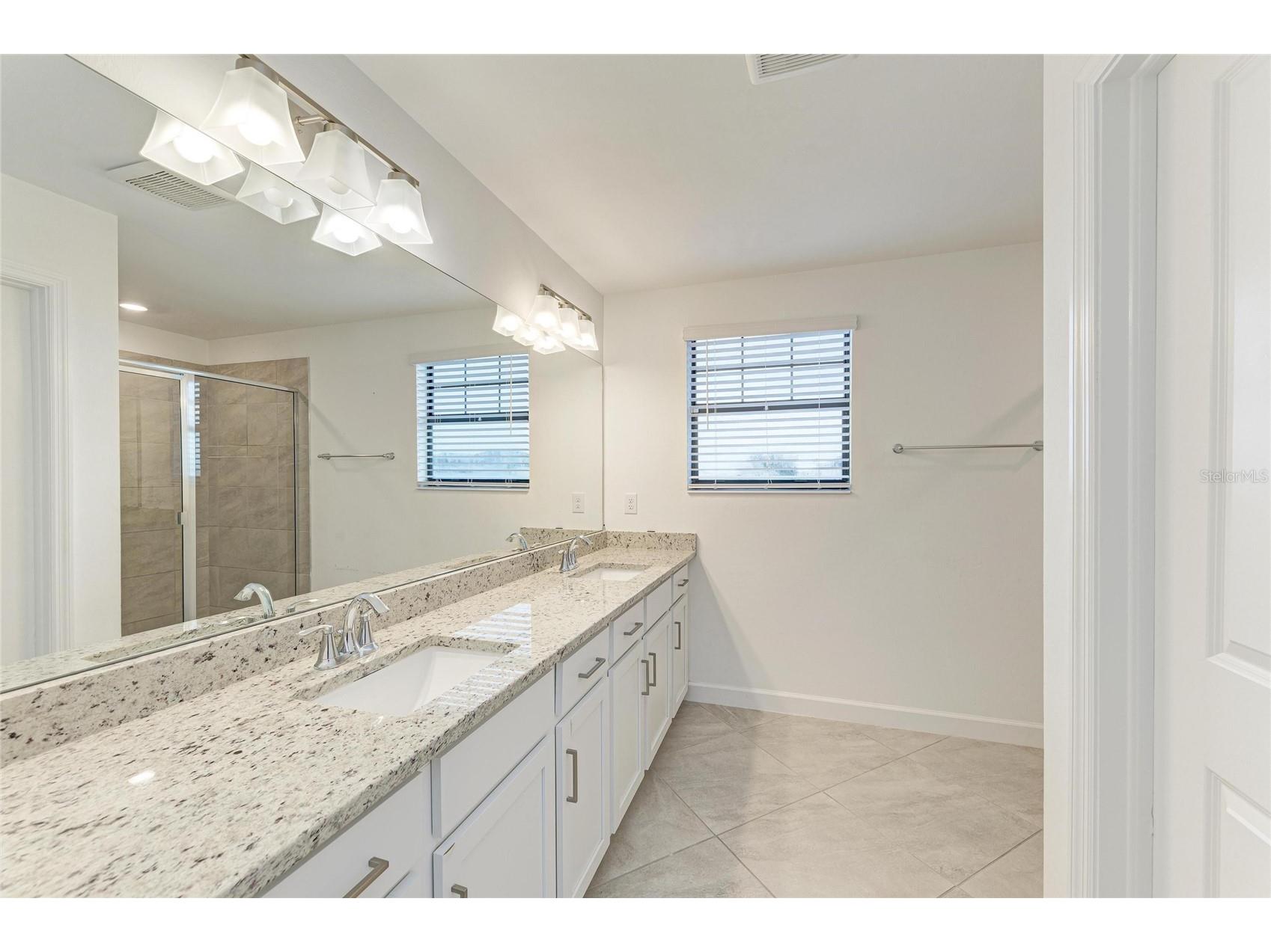 5325 Coral Reef Way Bradenton FL 34211 A4693418 image36