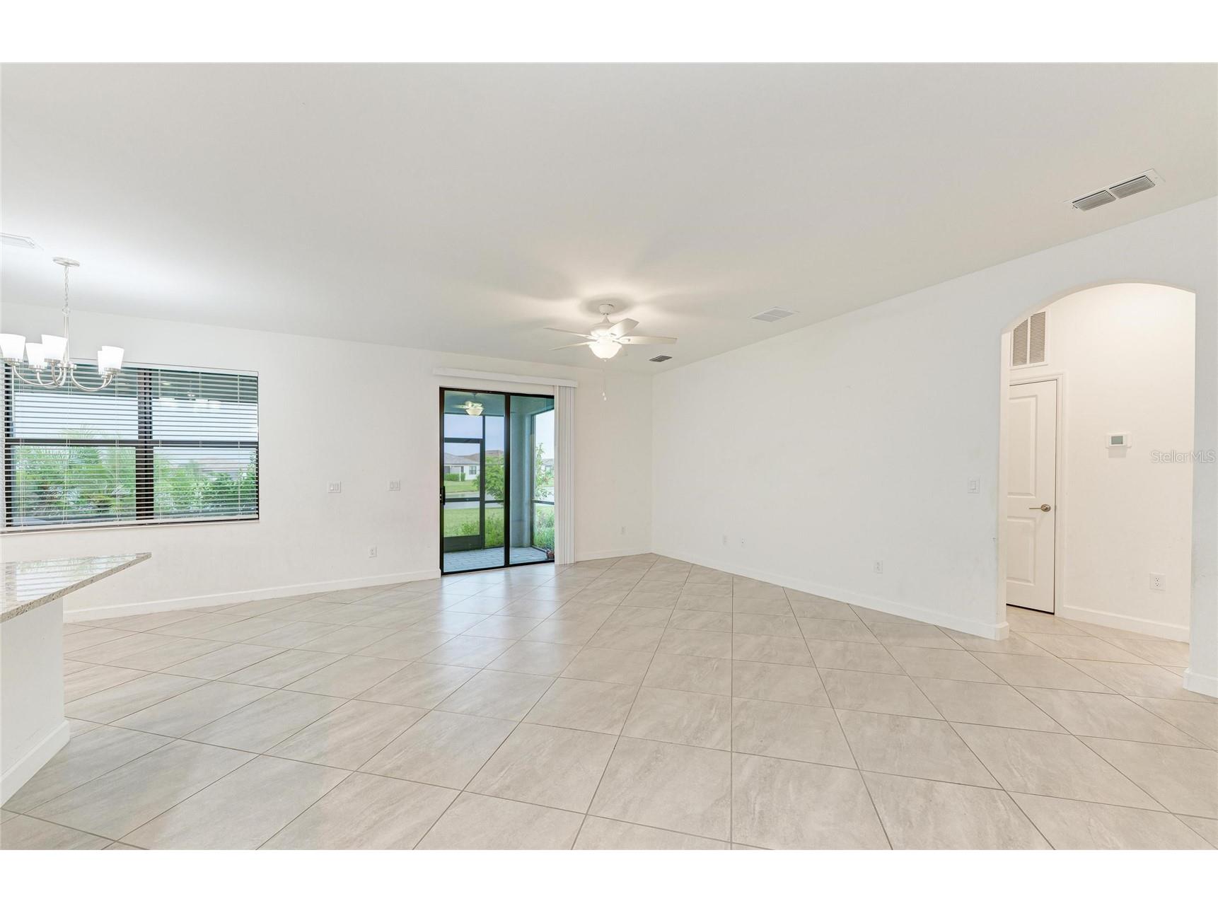 5325 Coral Reef Way Bradenton FL 34211 A4693418 image9