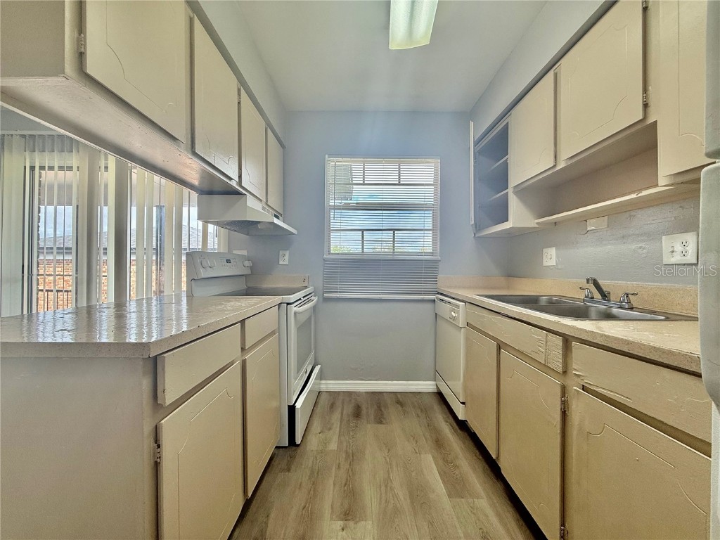 5325 Curry Ford Road #202 Orlando FL 32812 S5136452 image4