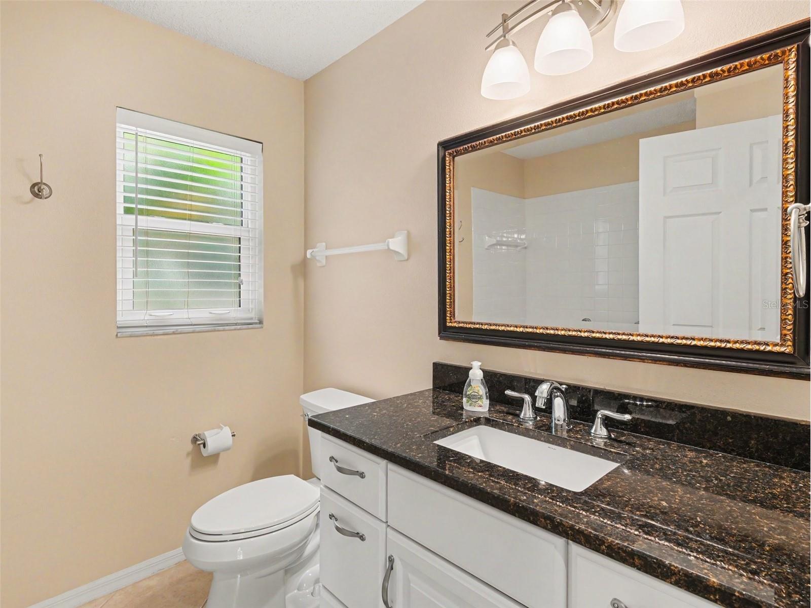 5325 Gardens Dr Sarasota FL 34243 TB8529419 image25