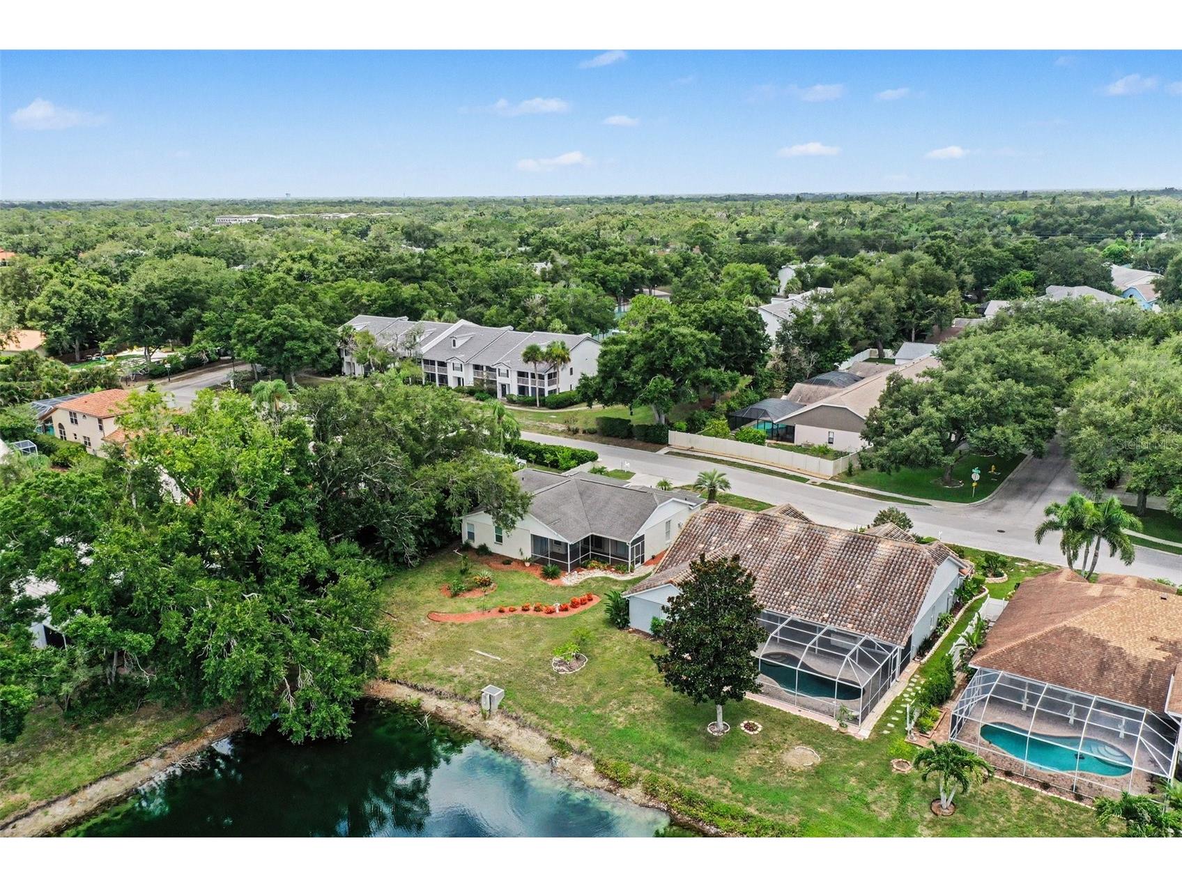 5325 Gardens Dr Sarasota FL 34243 TB8529419 image38