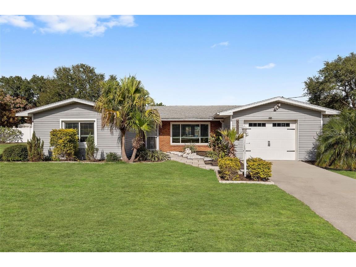 5325 James Road Fruitland Park FL 34731 G5076203 image1