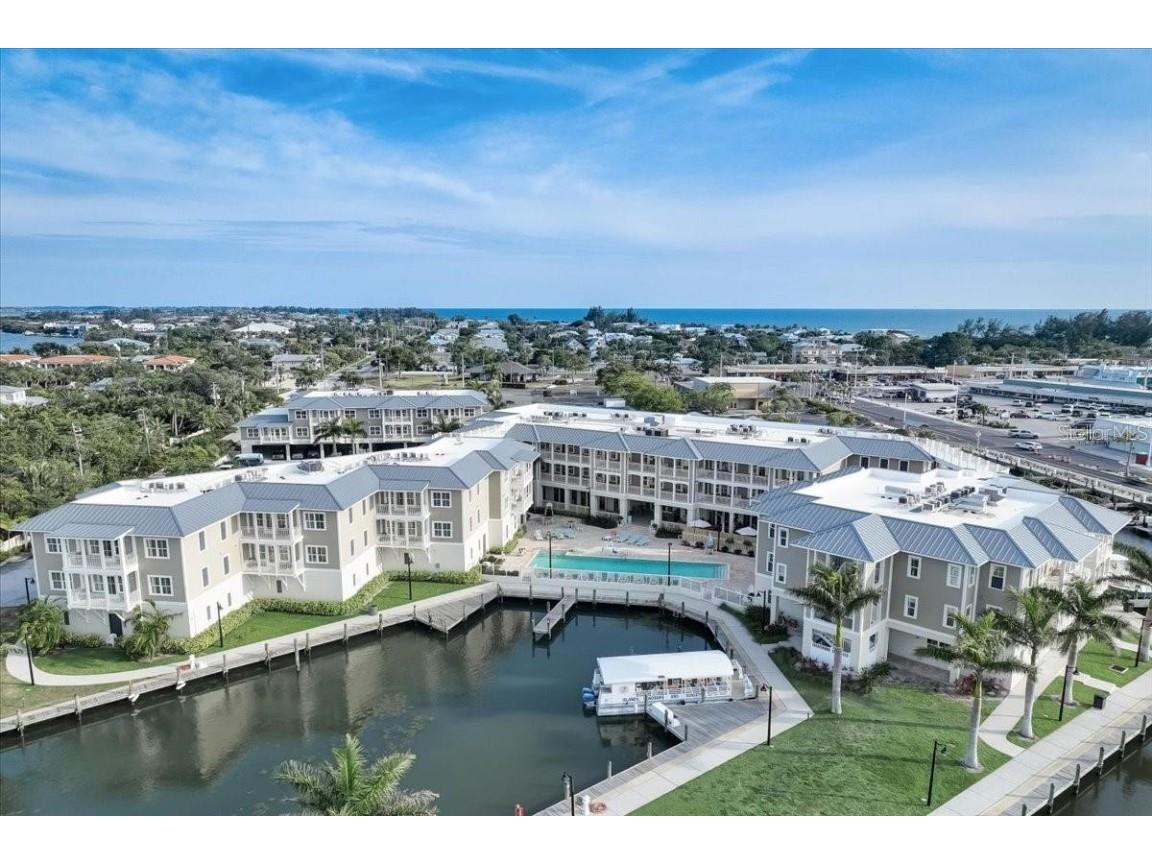 5325 Marina Drive #423 Holmes Beach FL 34217 - ANNA MARIA SOUND A4645975 image1