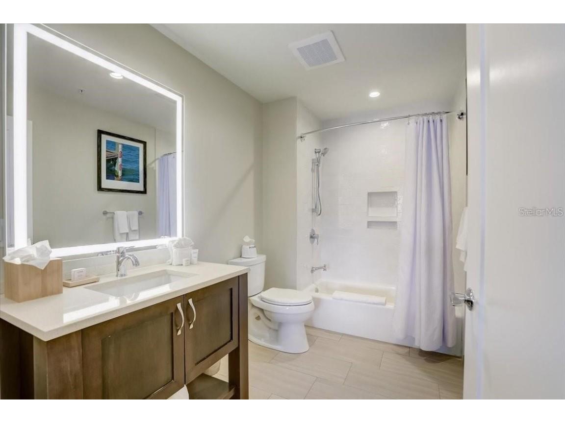 5325 Marina Drive #423 Holmes Beach FL 34217 - ANNA MARIA SOUND A4645975 image13