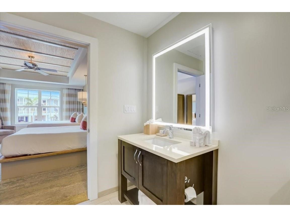 5325 Marina Drive #423 Holmes Beach FL 34217 - ANNA MARIA SOUND A4645975 image14