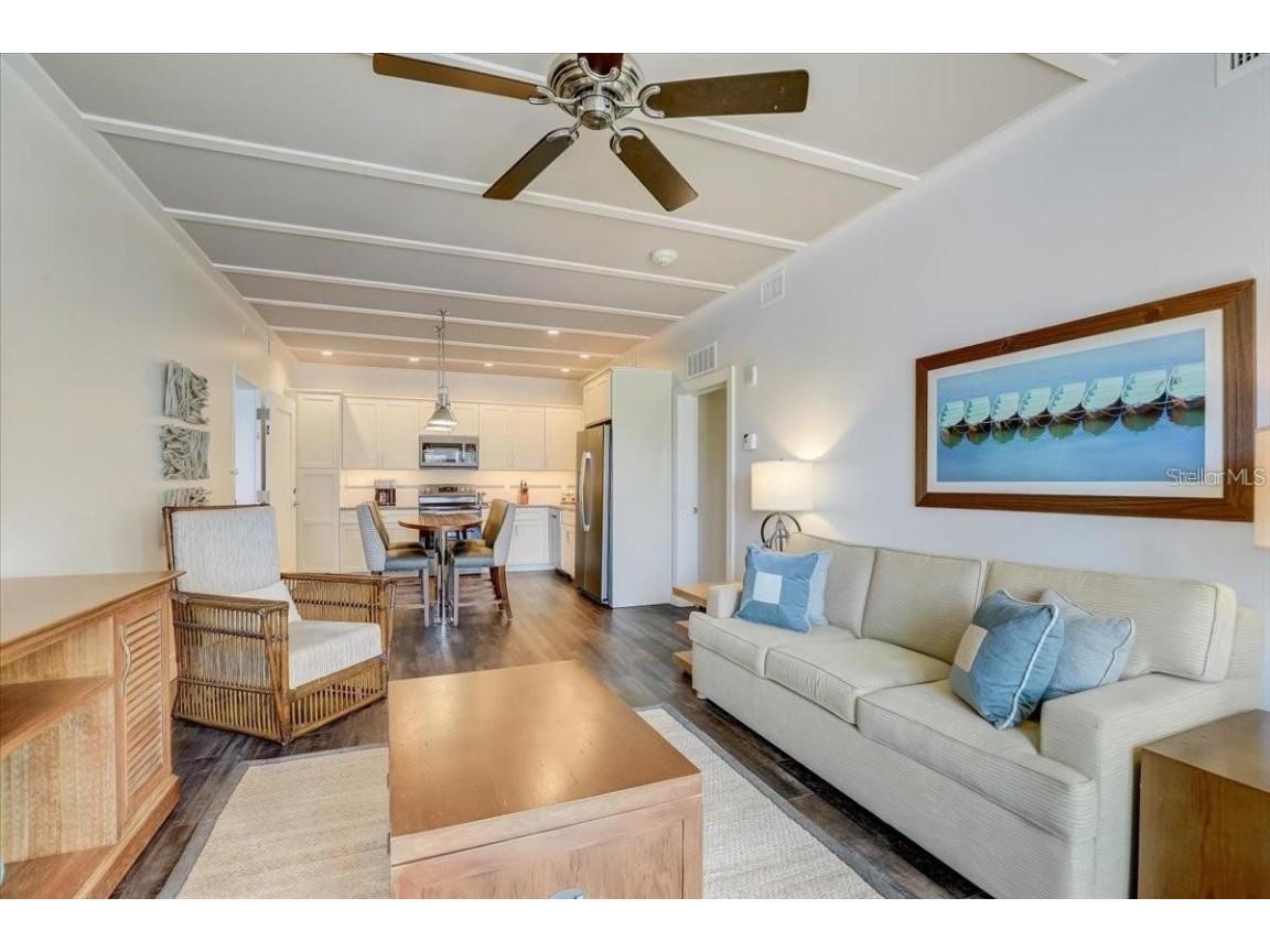 5325 Marina Drive #423 Holmes Beach FL 34217 - ANNA MARIA SOUND A4645975 image5