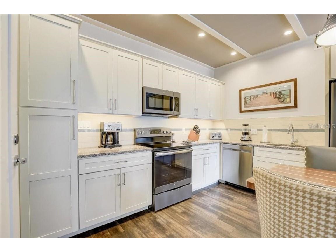 5325 Marina Drive #423 Holmes Beach FL 34217 - ANNA MARIA SOUND A4645975 image8