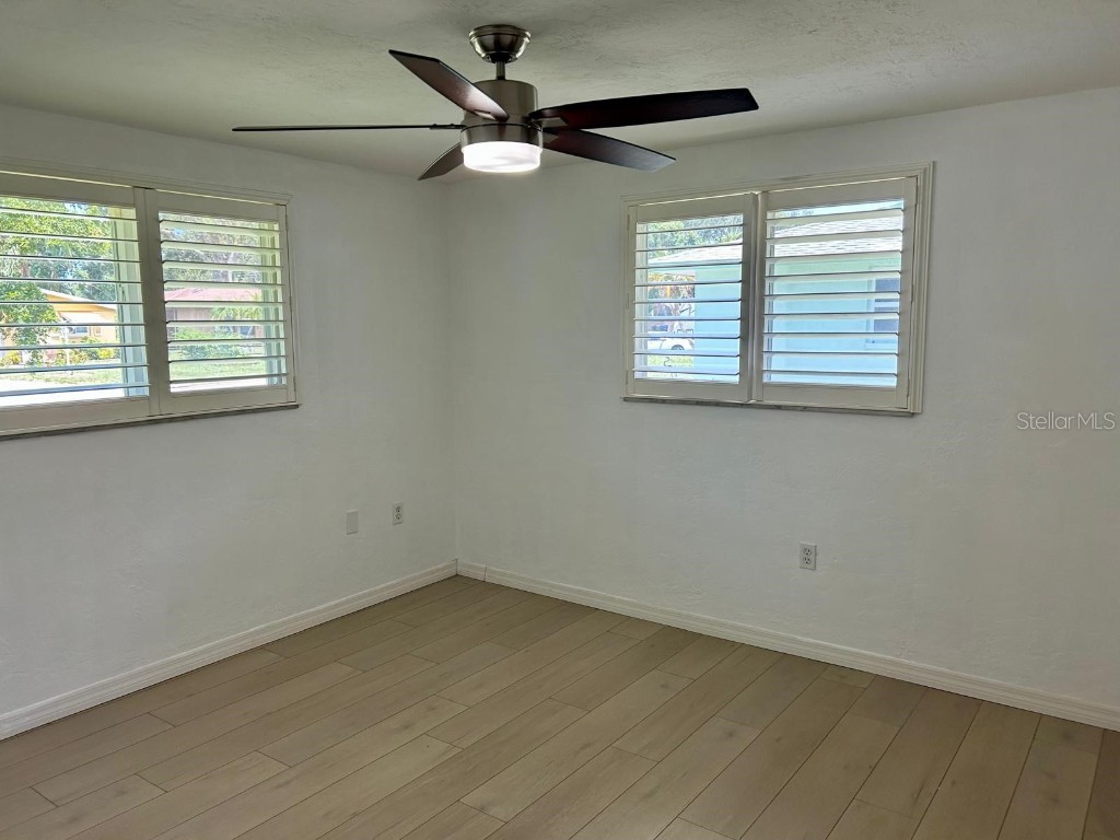 5325 Murdock Avenue Sarasota FL 34231 A4654592 image11