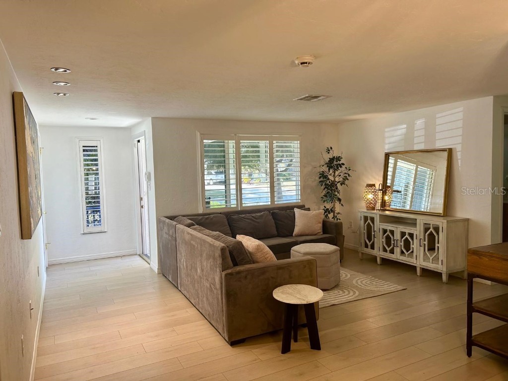 5325 Murdock Avenue Sarasota FL 34231 A4654592 image6