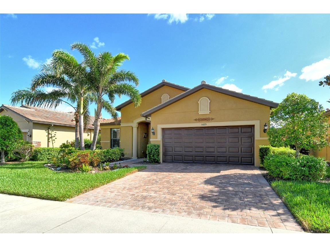 5325 Sundew Drive Sarasota FL 34238 A4629101 image1