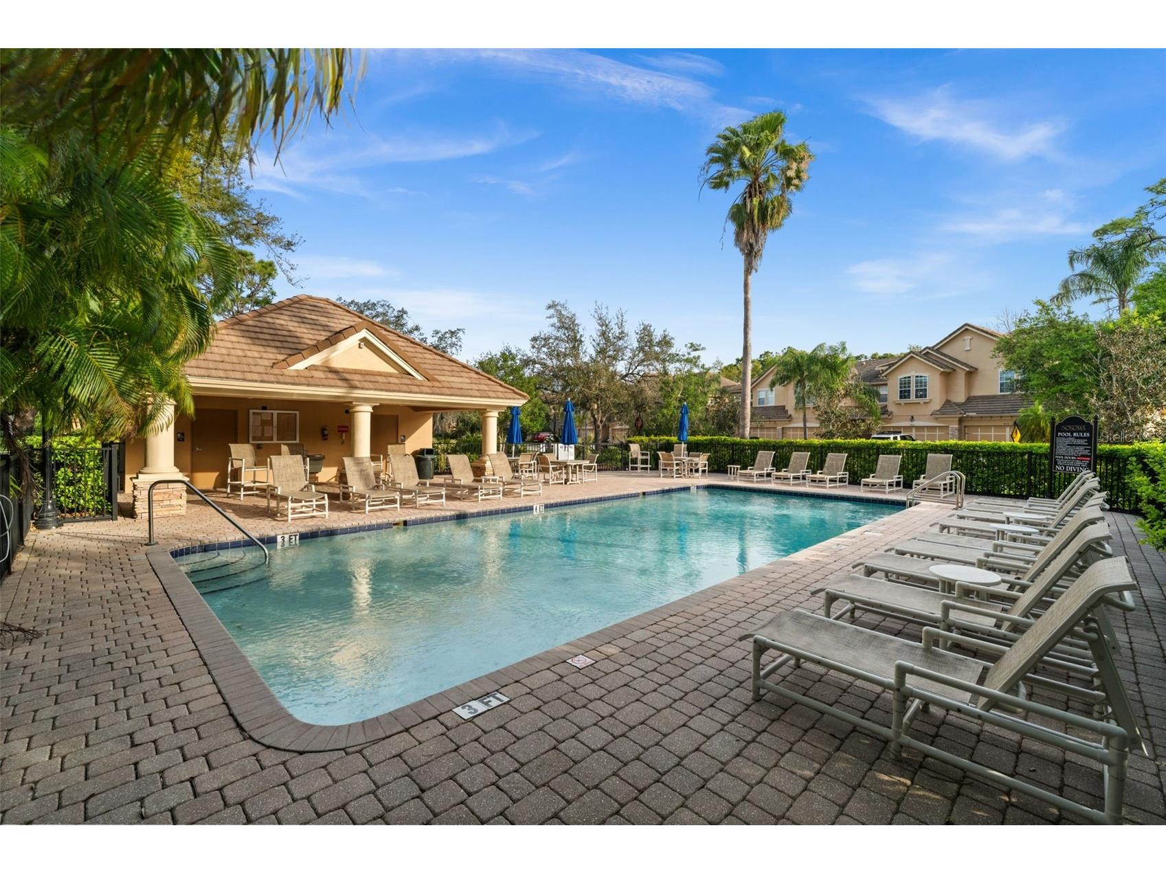 5326 Napa Drive Sarasota FL 34243 A4687170 image48