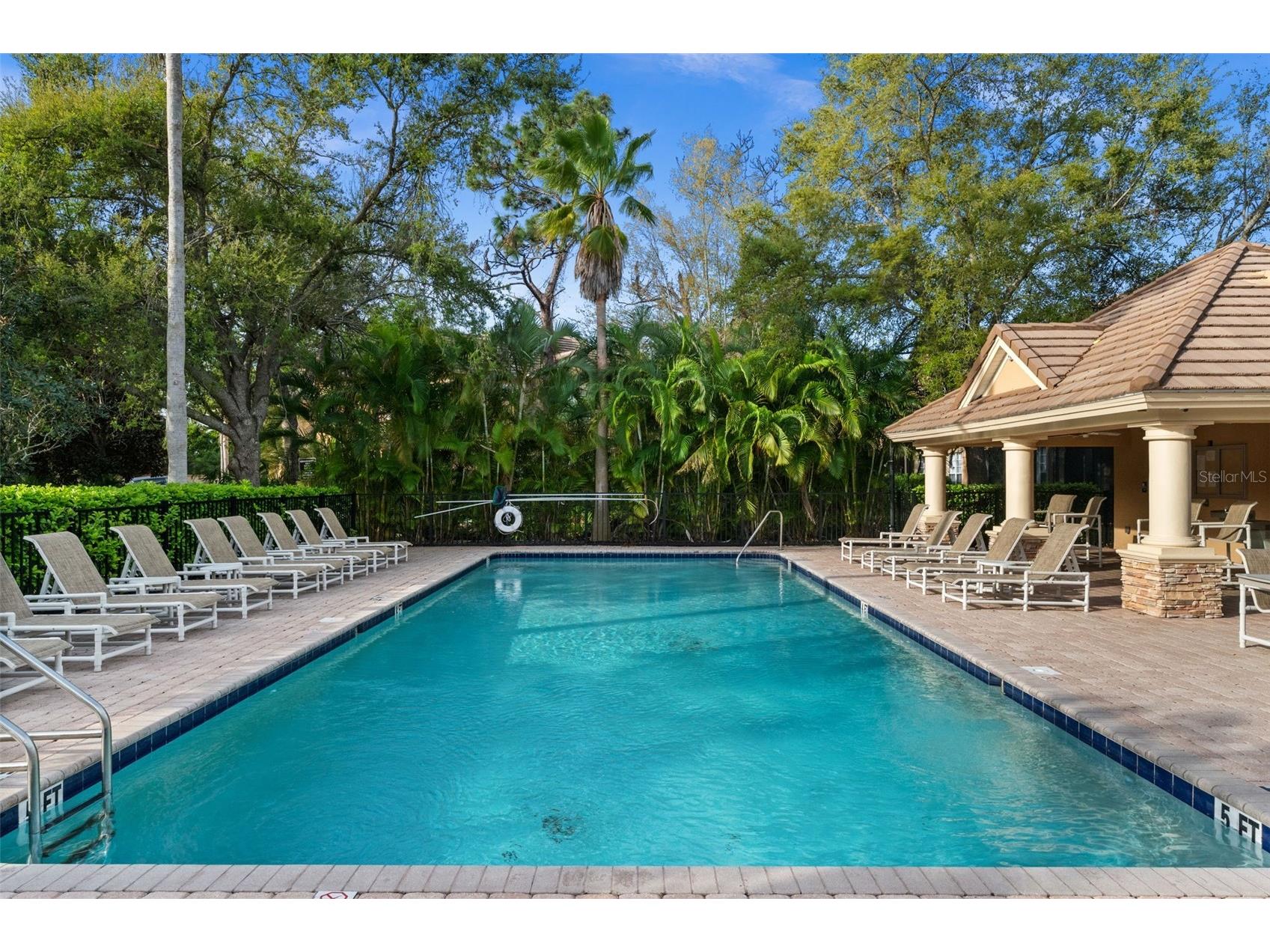 5326 Napa Drive Sarasota FL 34243 A4687170 image49