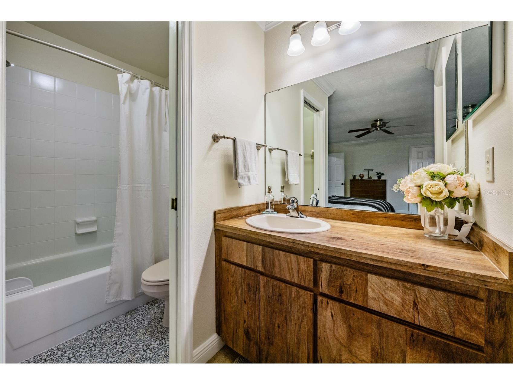 5326 Ridgewell Court Tampa FL 33624 TB8488740 image26