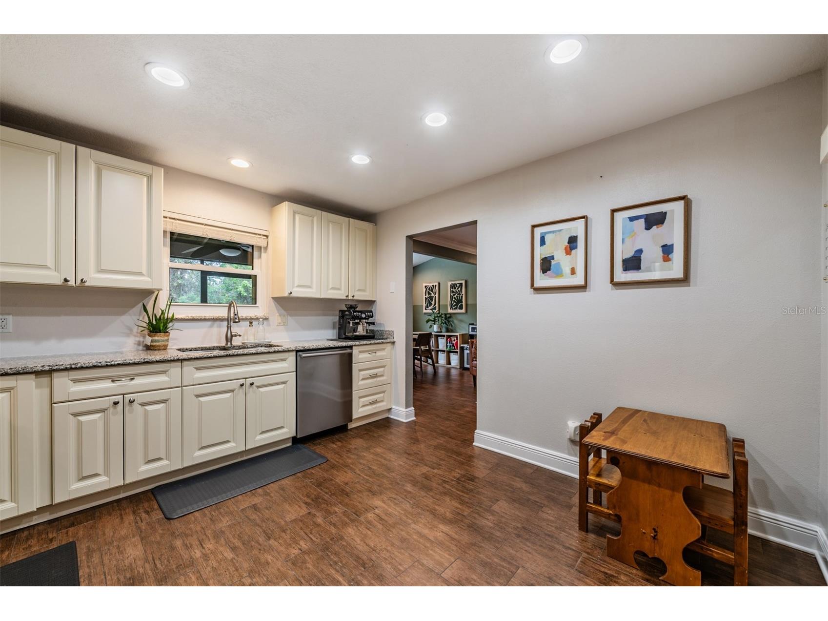 5326 Ridgewell Court Tampa FL 33624 TB8488740 image9