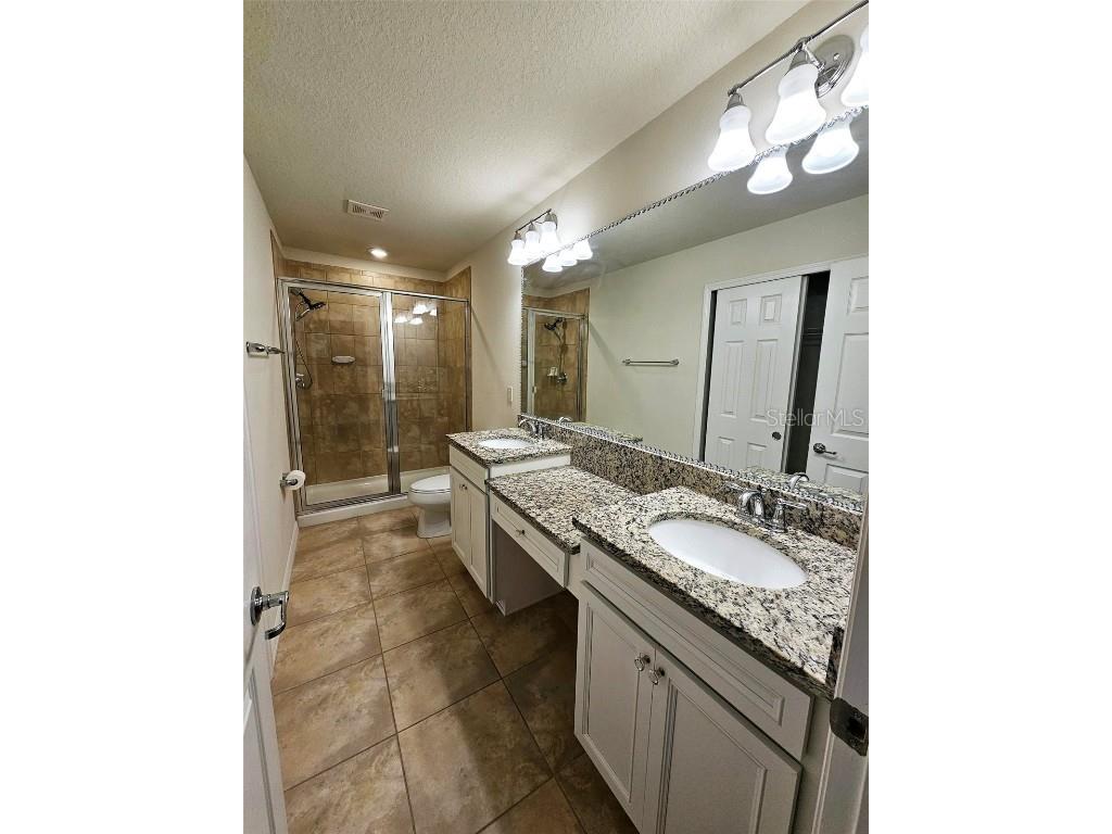 5326 Sylvester Loop Tampa FL 33610 T3542435 image1