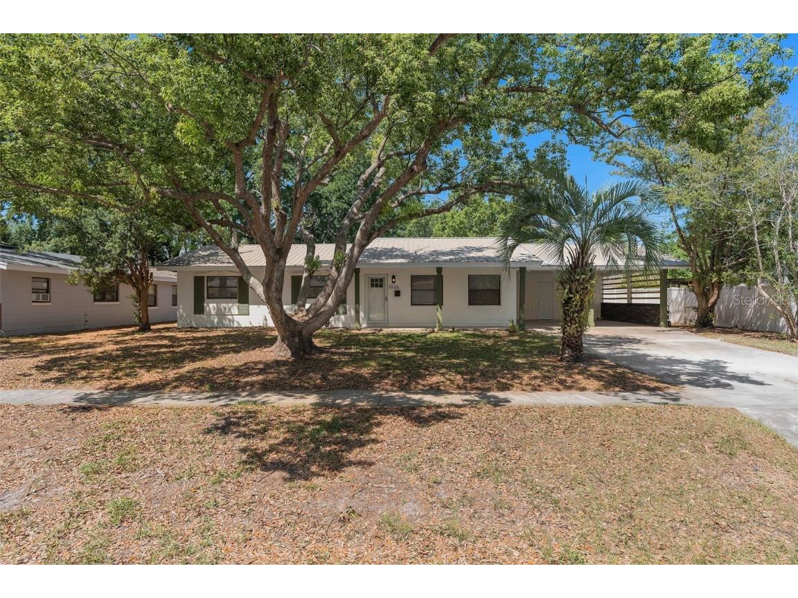 5326 Weirwood Avenue Orlando FL 32810 O6300783 image1