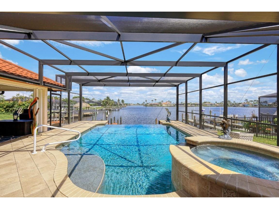 5327 Skyline Boulevard Cape Coral FL 33914 - BRITANNIA LAKE - EIGHT LAKES C7480481 image1