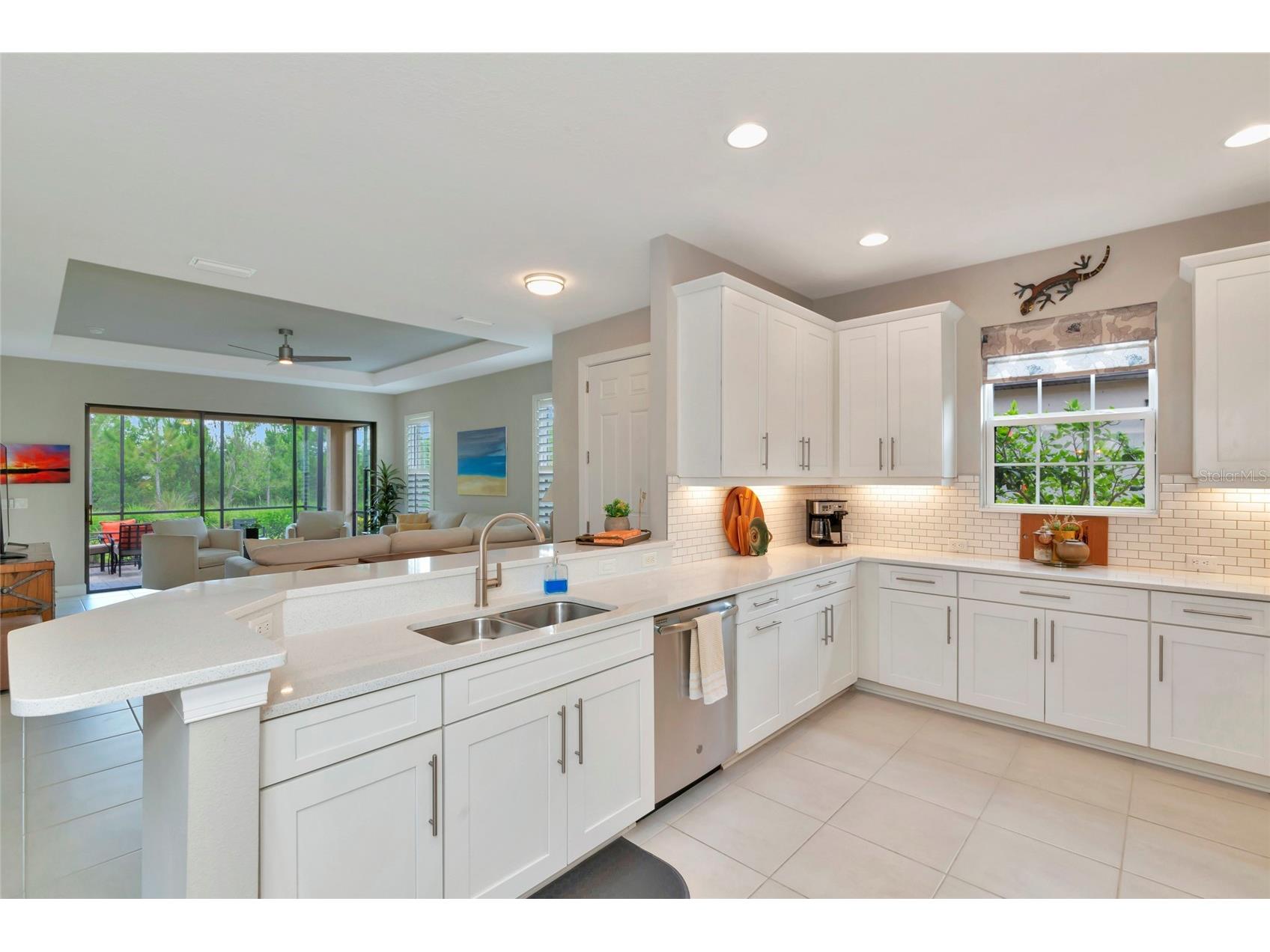 5328 Popoli Way Way Sarasota FL 34238 A4693746 image15