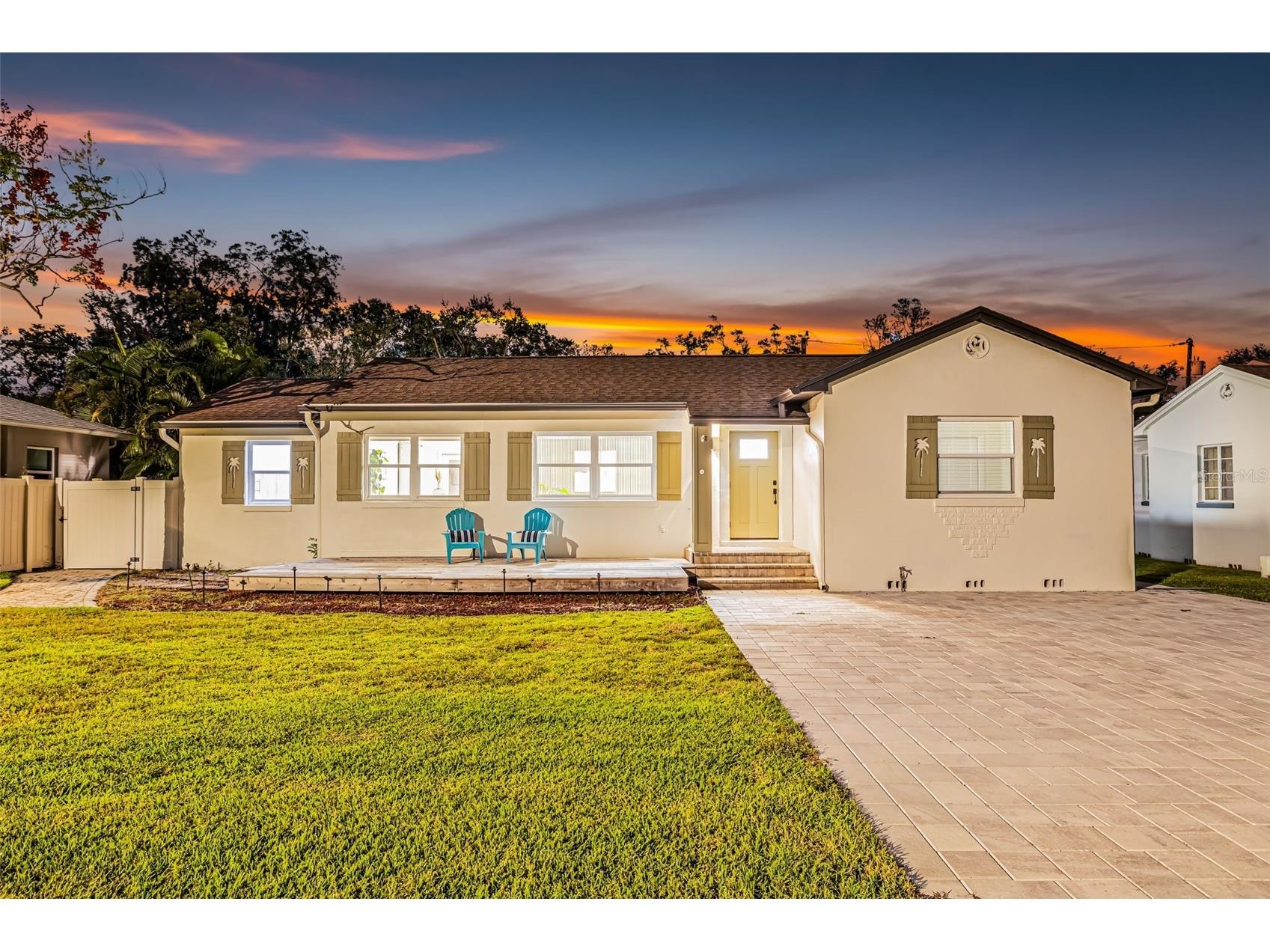 533 34th Avenue NE Saint Petersburg FL 33704 TB8438577 image1