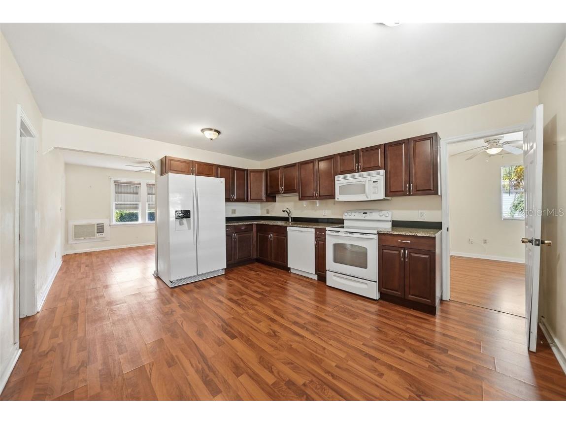 533 38th Avenue N Saint Petersburg FL 33704 TB8448712 image12