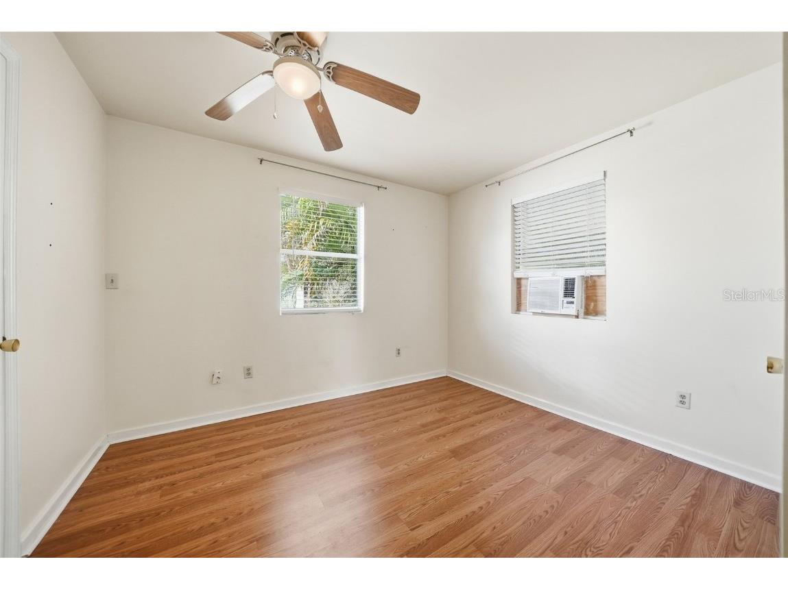 533 38th Avenue N Saint Petersburg FL 33704 TB8448712 image16