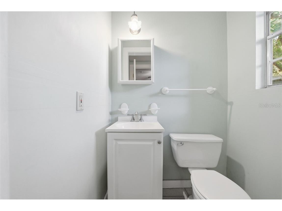 533 38th Avenue N Saint Petersburg FL 33704 TB8448712 image24