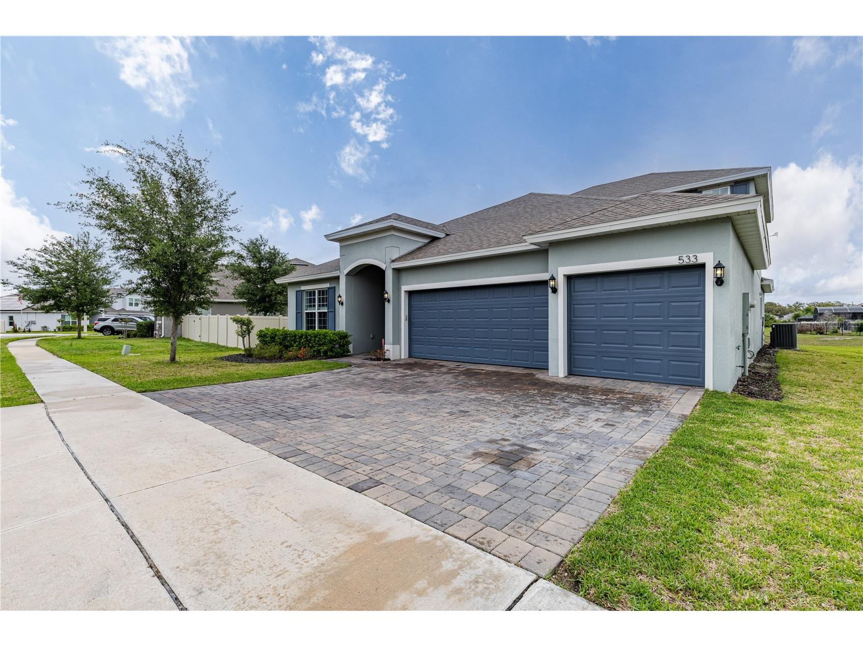 533 Avila Place Howey In The Hills FL 34737 G5110718 image2