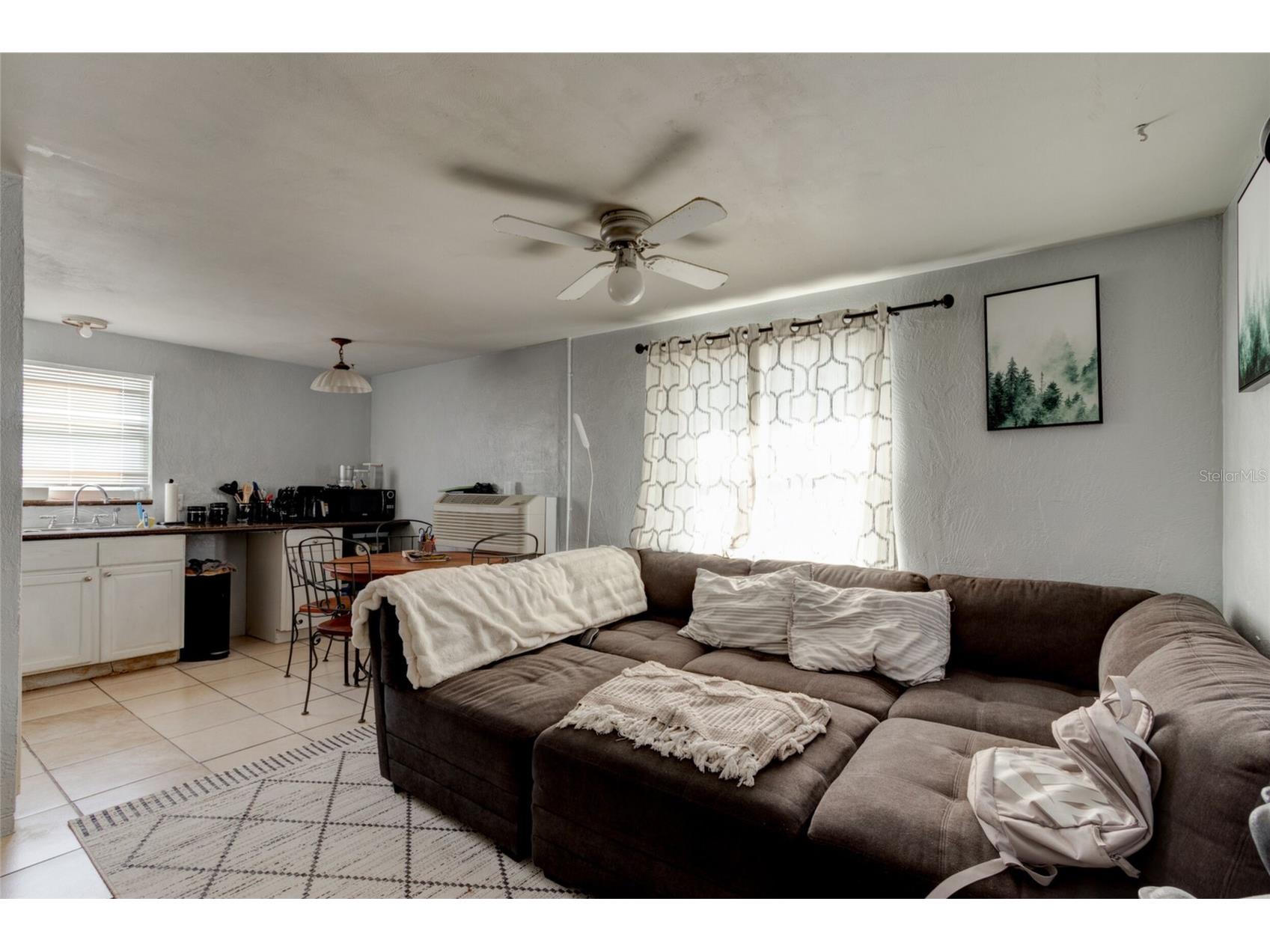 533 Eastwood Lane Daytona Beach FL 32118 V4946494 image2