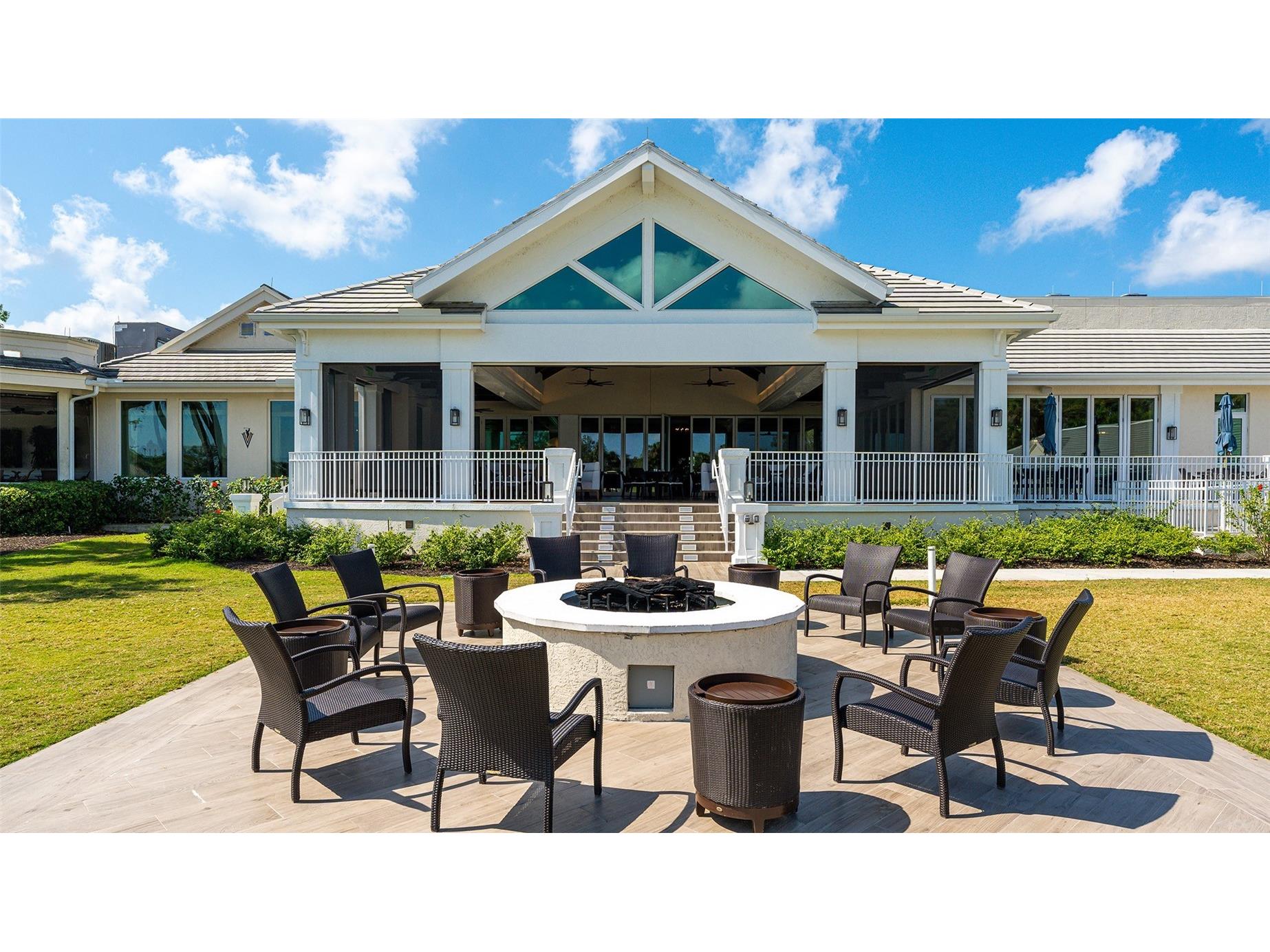 533 Fallbrook Drive Venice FL 34292 A4688102 image49