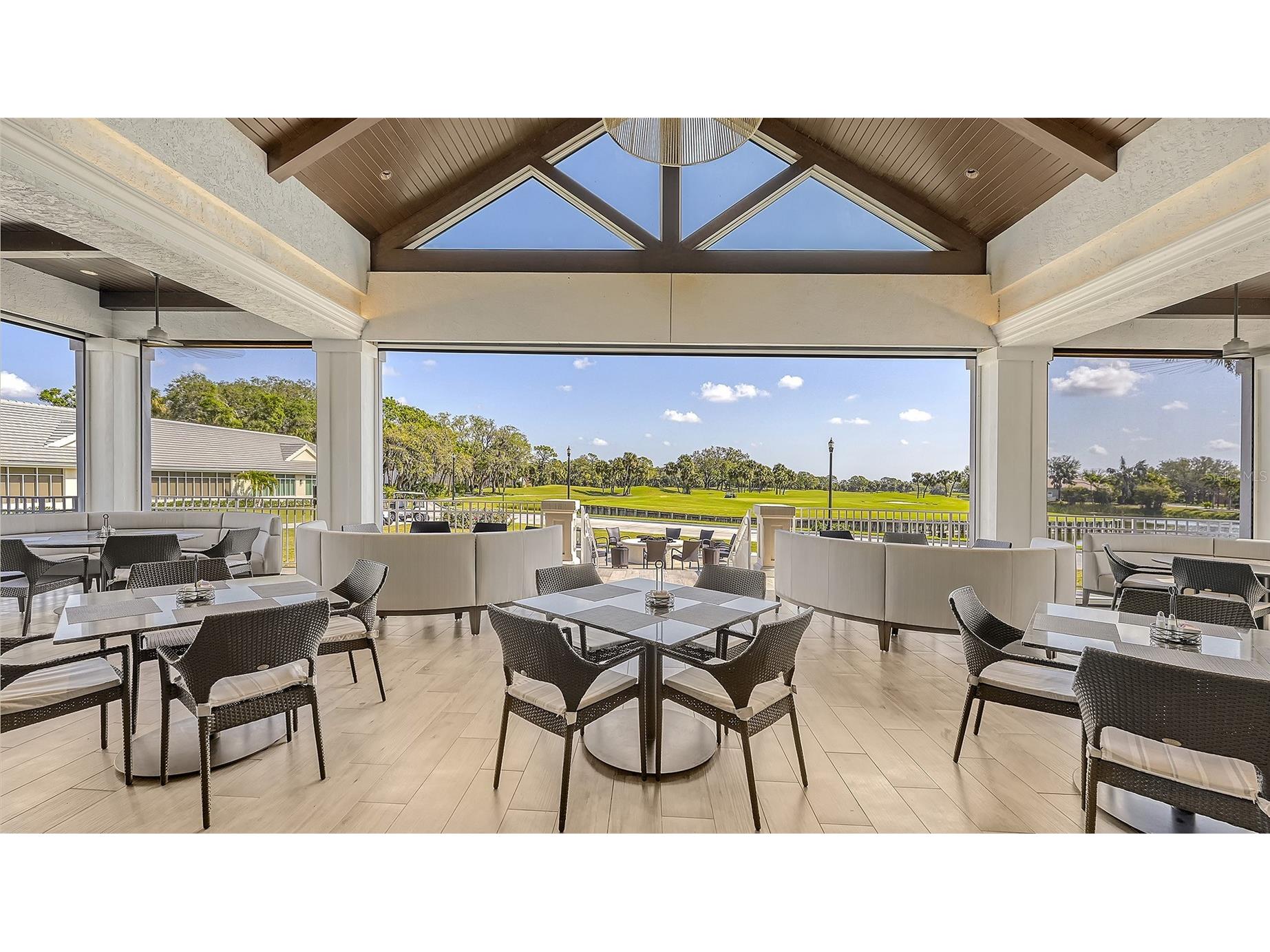533 Fallbrook Drive Venice FL 34292 A4688102 image54