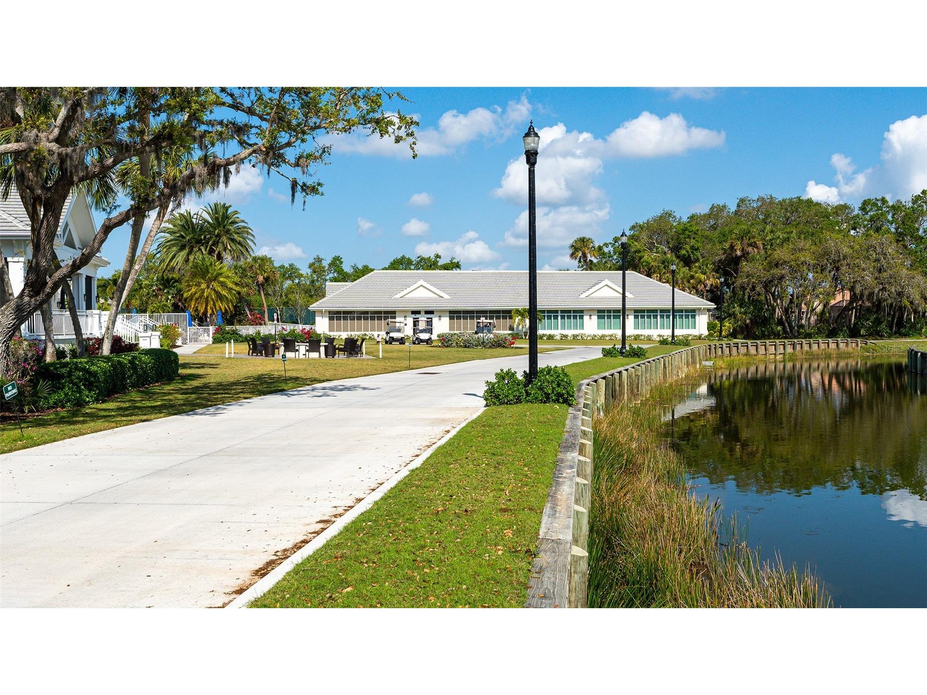 533 Fallbrook Drive Venice FL 34292 A4688102 image70