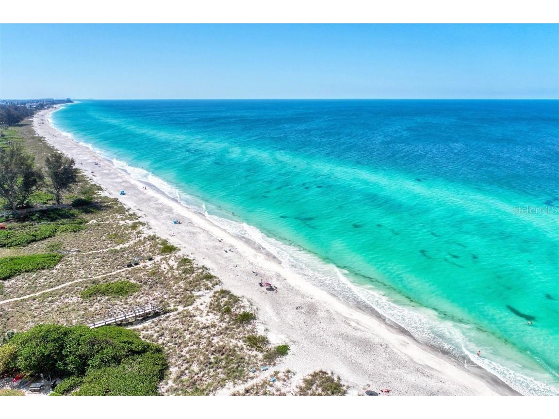 533 Forest Way Longboat Key FL 34228 A4565559 image1