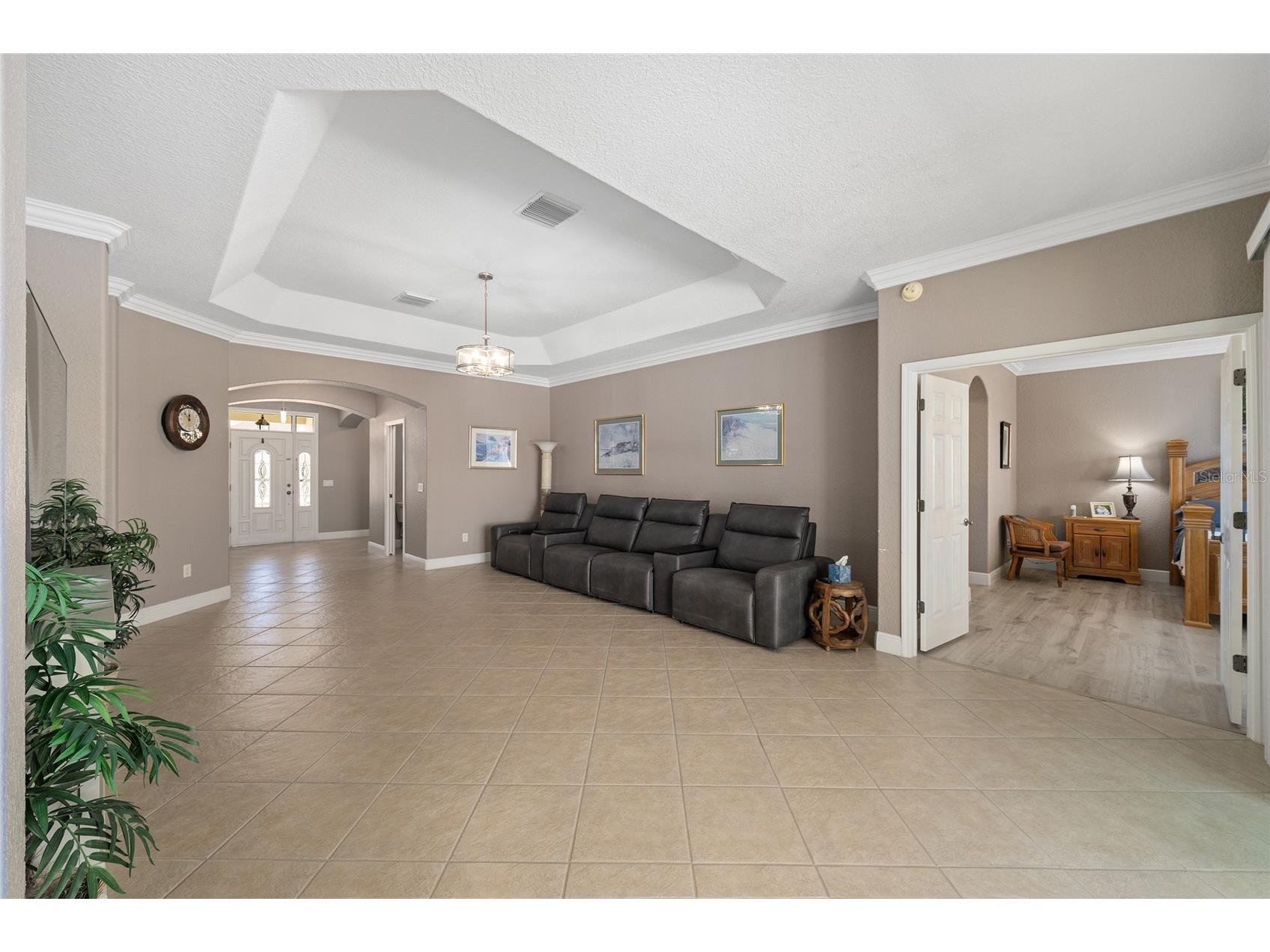 533 Inner Circle The Villages FL 32162 OM719595 image10