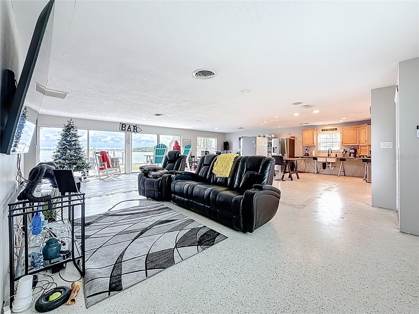 533 Johns Pass Avenue Madeira Beach FL 33708 TB8466322 image33