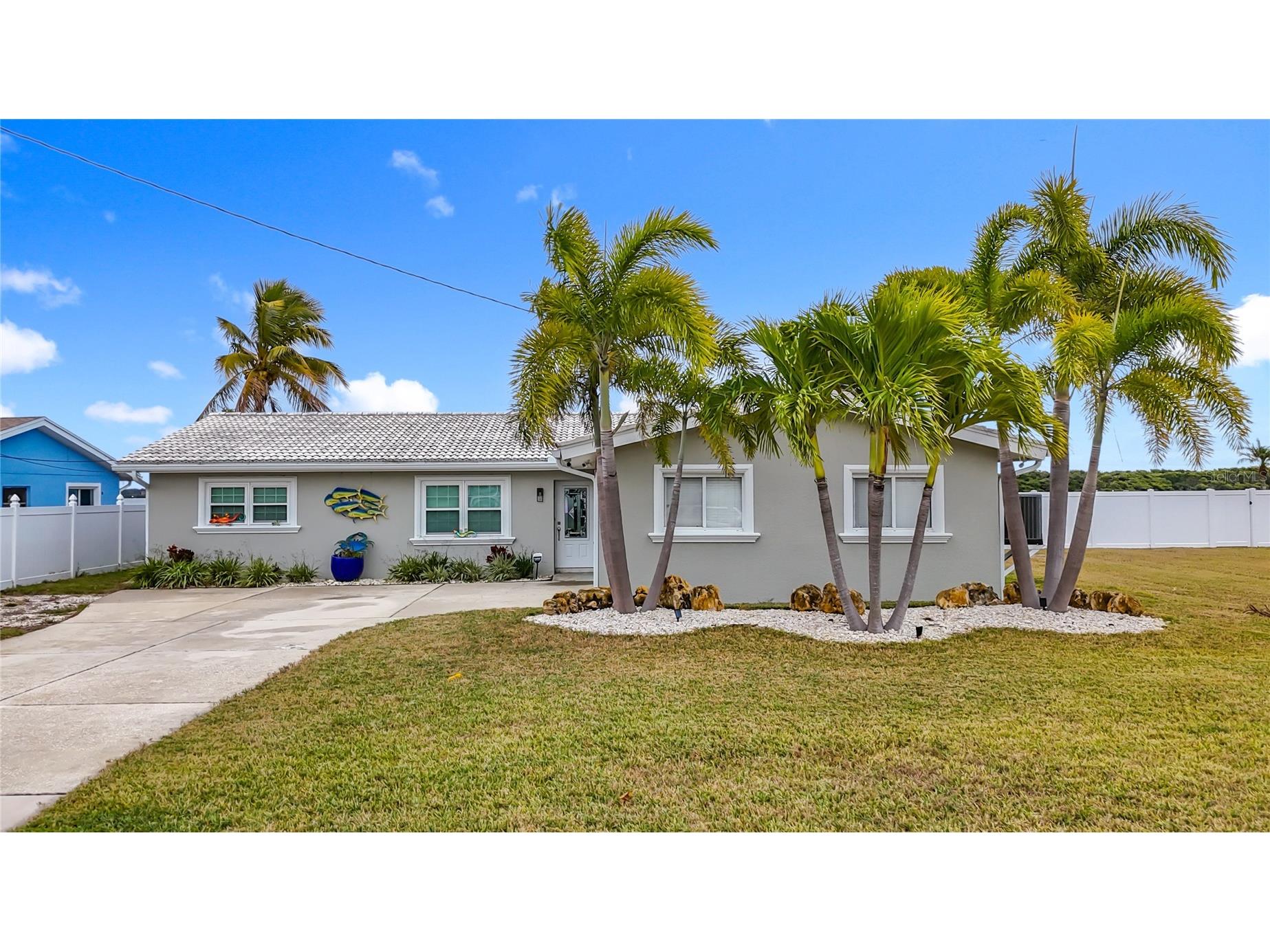 533 Johns Pass Avenue Madeira Beach FL 33708 TB8466322 image4